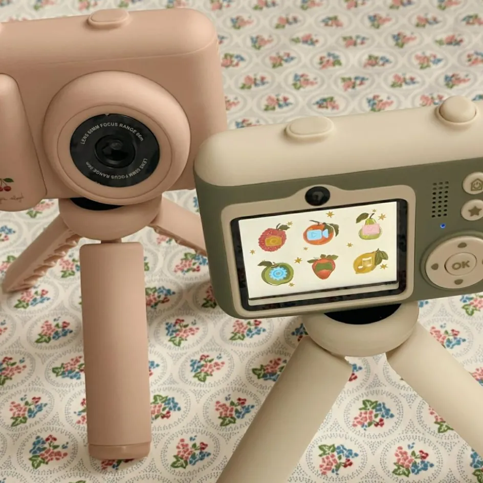 Best Konges Slojd Mon premier appareil photo Lemon