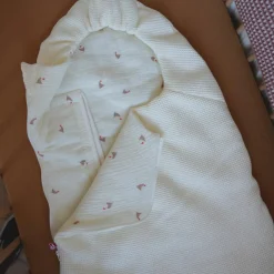 New Domiva Nid d'ange passe sangle Maternity Love (0-3 mois)