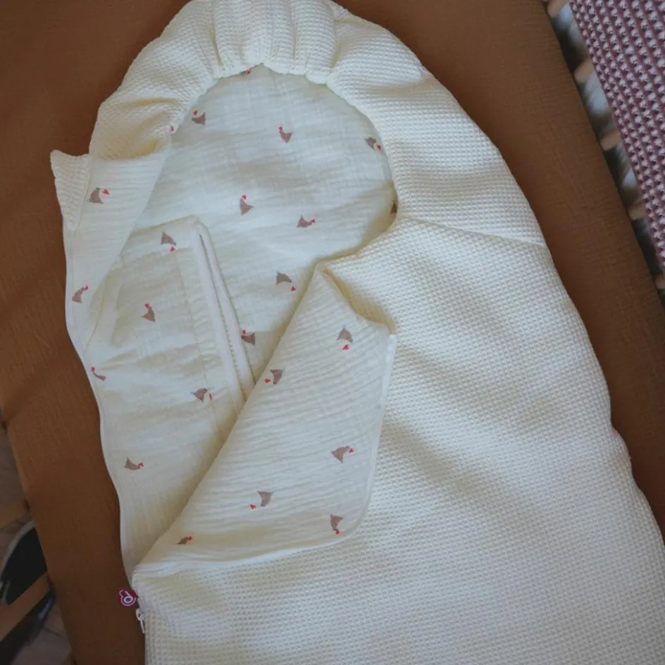 New Domiva Nid d'ange passe sangle Maternity Love (0-3 mois)