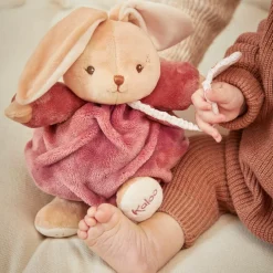 Peluche musicale Patapouf Lapin bordeaux (17 cm)|Kaloo Sale