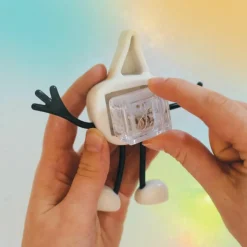 New Glo Pals Personnage Party Pal blanc et 2 cubes lumineux