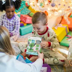 Glo Pals Personnage Pippa vert et 2 cubes lumineux
