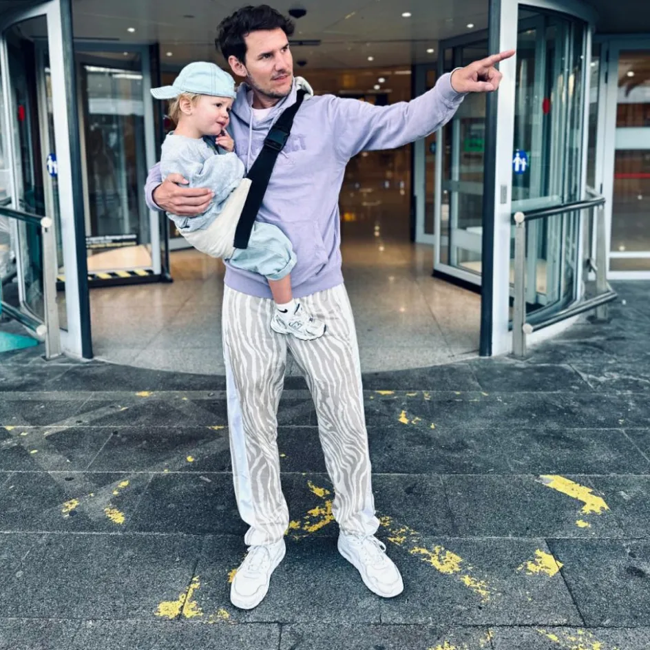 Porte bébé enfant en lin Sand|Wildride New