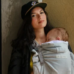 Porte bébé HoodieCarrier 2 Gris Athlétique|Love Radius Outlet