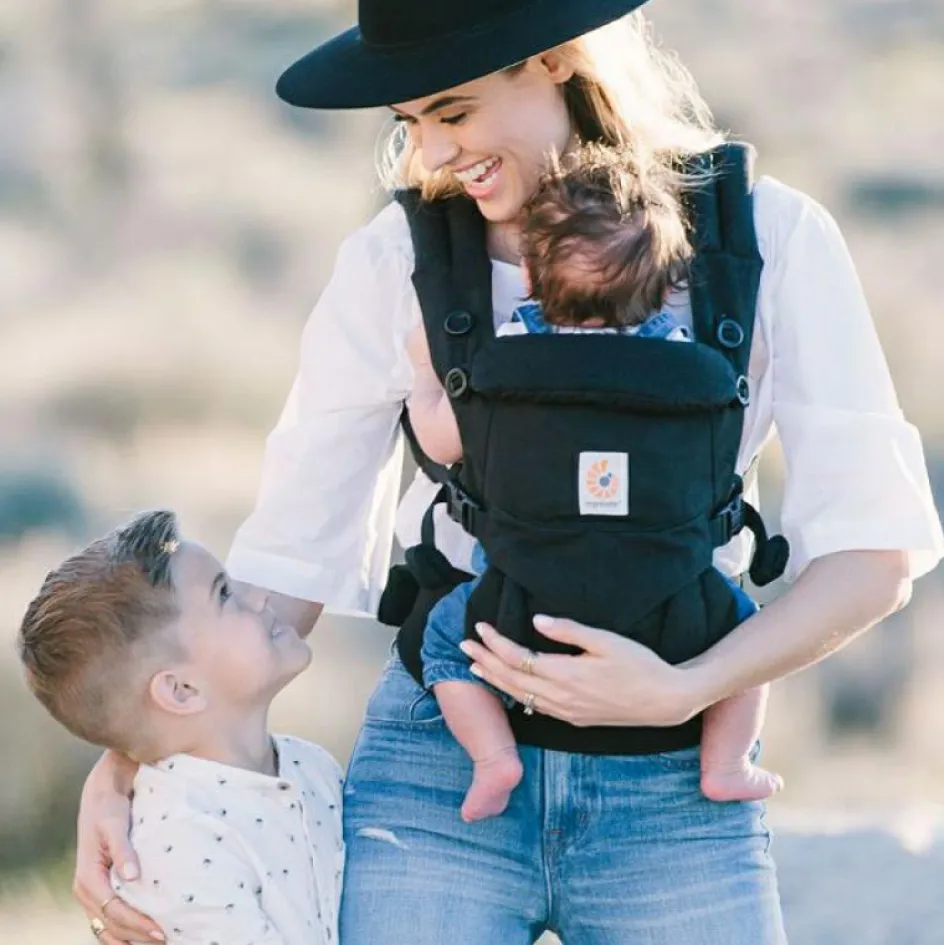 New Ergobaby Porte bébé Omni 360 noir intense