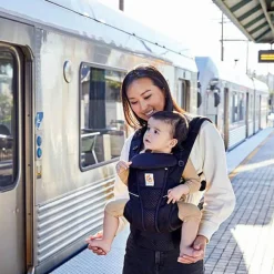 Porte bébé Omni Breeze noir onyx|Ergobaby