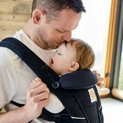 Porte bébé Omni Breeze noir onyx|Ergobaby