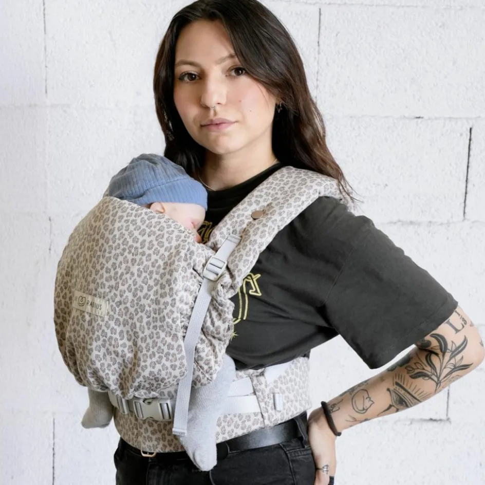 Best Love Radius Porte bébé PhysioCarrier V2 Léopard