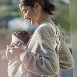 Porte-bébé Mini en jersey 3D beige clair|BabyBjörn Outlet