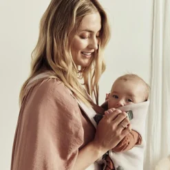Porte-bébé Mini en jersey 3D beige clair|BabyBjörn Outlet