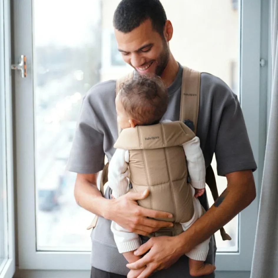 Porte-bébé Mini Tissé beige|BabyBjörn Hot