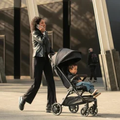 Sale Nuna Poussette TRVL lx Caviar