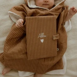 Best Atelier Wagram Protège carnet de santé Rayures Fines (personnalisable)