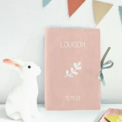 Clearance Les Griottes Protège carnet de santé rose poudré (personnalisable)