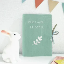 Sale Les Griottes Protège carnet de santé vert d'eau (personnalisable)