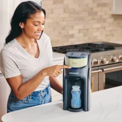 Préparateur de biberon Formula Pro Advanced Charcaol|babybrezza Online