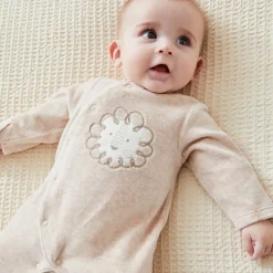 Hot Noukie's Pyjama en velours lion beige (3 mois)