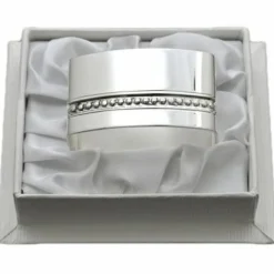 Rond de serviette Lien Perles personnalisable (métal argenté) dans son coffret|Daniel Crégut Sale