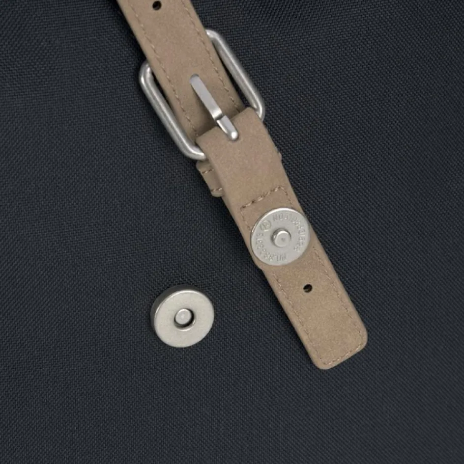 Hot Lässig Sac à dos à langer en polyester recyclé Rolltop bleu nuit