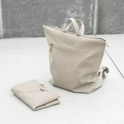 Sac à dos à langer sable|Done by Deer Online