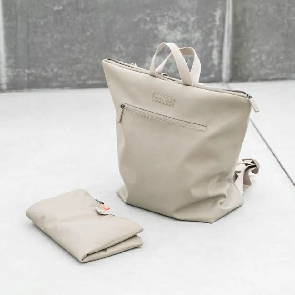 Sac à dos à langer sable|Done by Deer Online