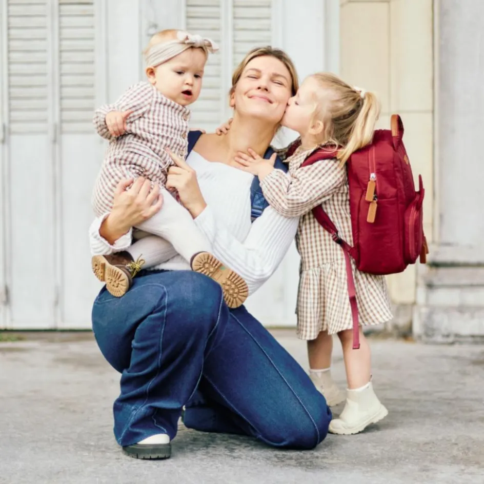Best Childhome Sac à dos enfant Mini Club Signature Urban Bordeaux