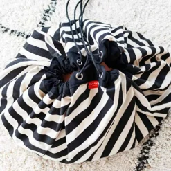Sac à jouets 2 en 1 Noomad Original Stripes Black|Play&Go Discount