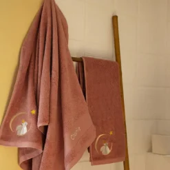 Outlet L'oiseau bateau Serviette de bain brique écureuil personnalisable (70 x 140 cm)