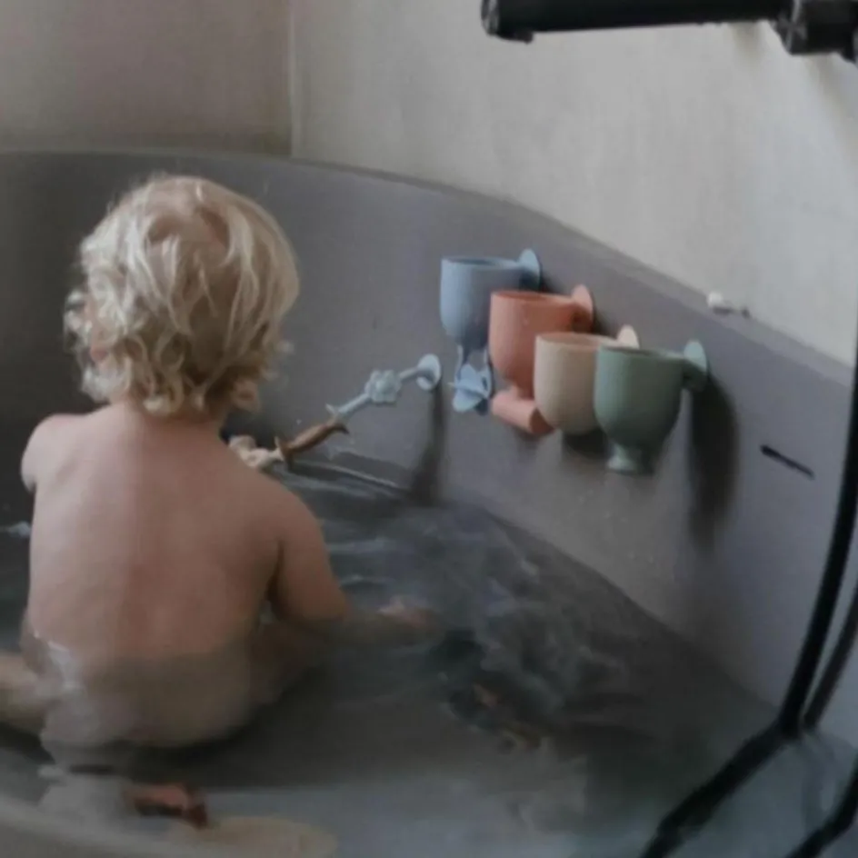Set de jouets de bain Pour and Play (4 pièces)|Mushie Hot