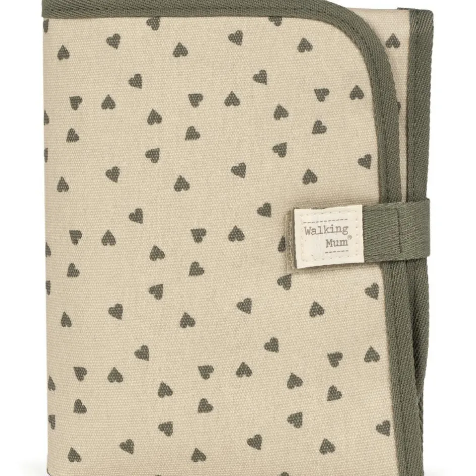 Tapis à langer coeurs Poppy Mousse|Walking Mum Online