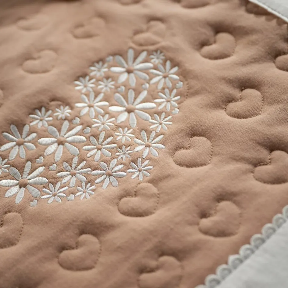 Hot Sauthon Tapis de jeu Petit Cœur (100 x 100 cm)