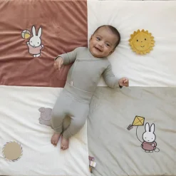 Tapis de parc Miffy fluffy rose (80 x 100 cm)|Pioupiou et Merveilles Clearance