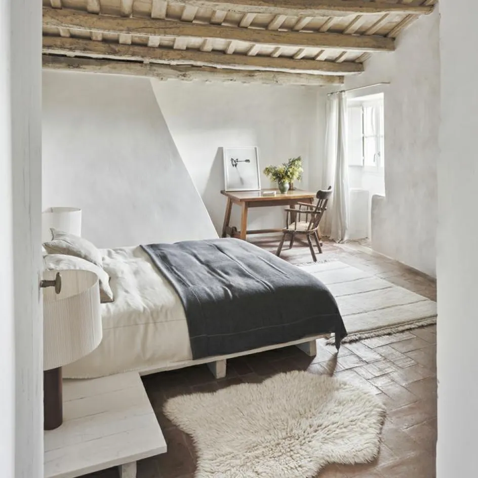 Clearance Lorena Canals Tapis en laine Woolly Sheep blanc (110 x 75 cm)