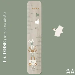 Toise en bois Lapin doudou sauge personnalisable|Charlie et Suzie Outlet