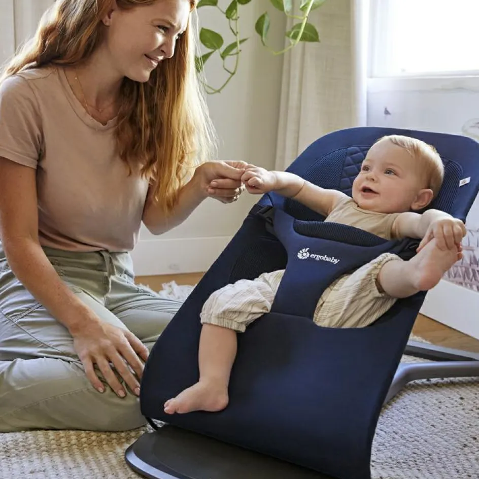 Hot Ergobaby Transat Evolve 3 en 1 bleu nuit