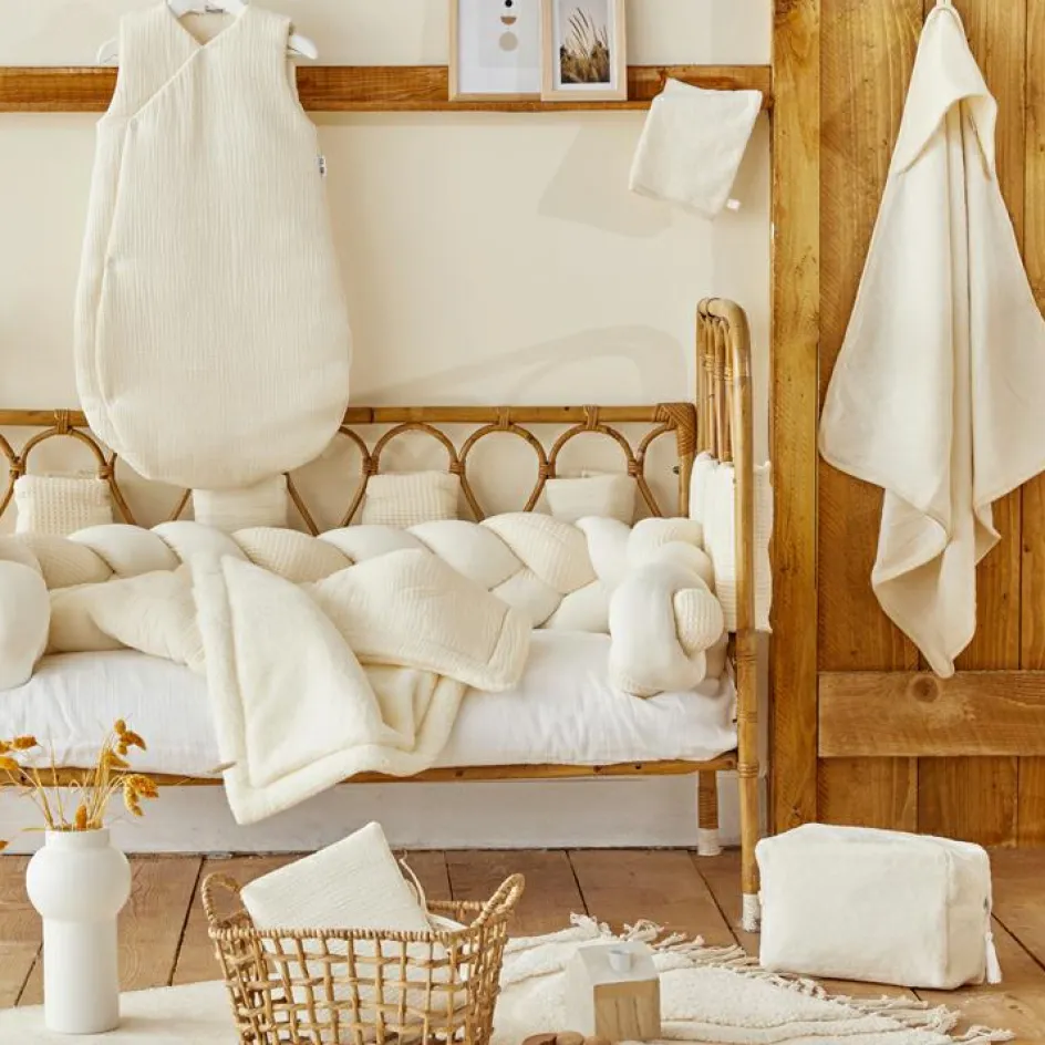 BB & Co Tresse décorative ouatinée mousse de lait (200 cm)