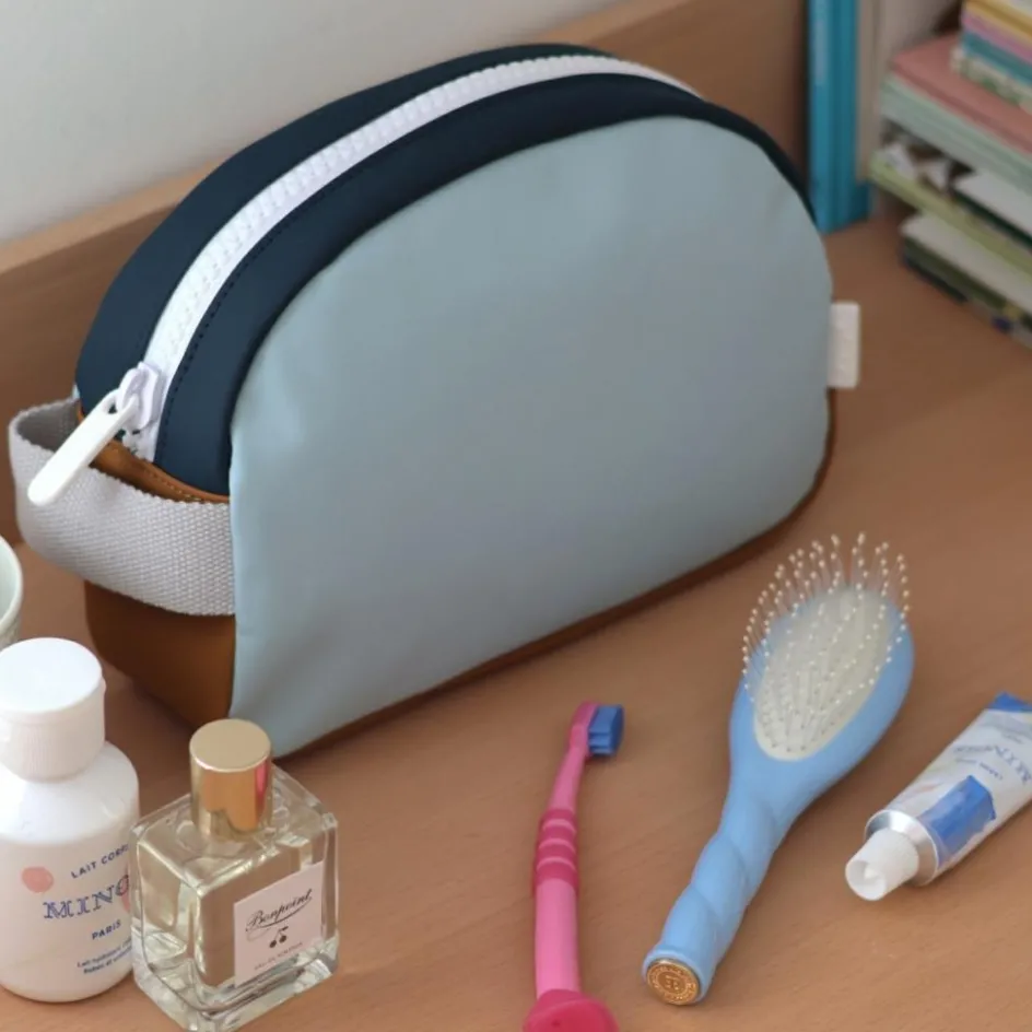 Clearance Béaba Trousse de toilette Faro Night Blue