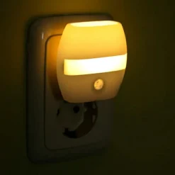 Veilleuse murale automatique à brancher LED|Alecto